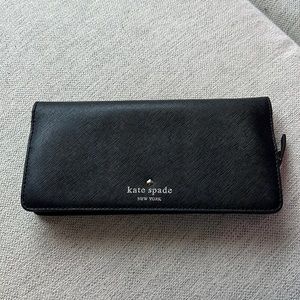 Black Kate spade wallet